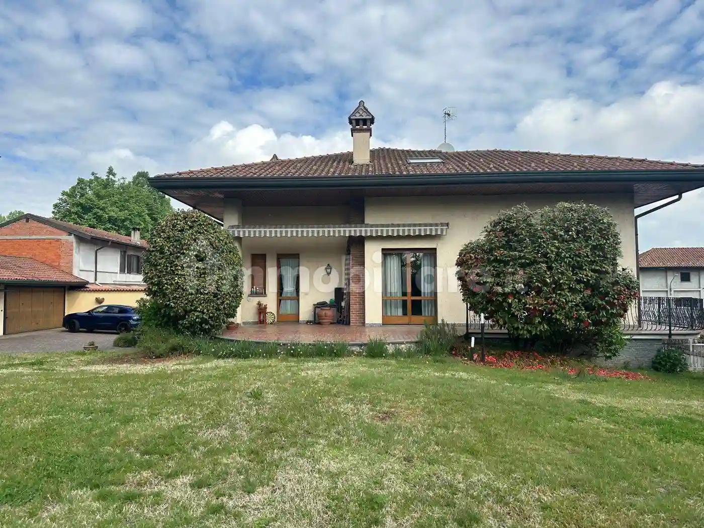 Villa - foto 2