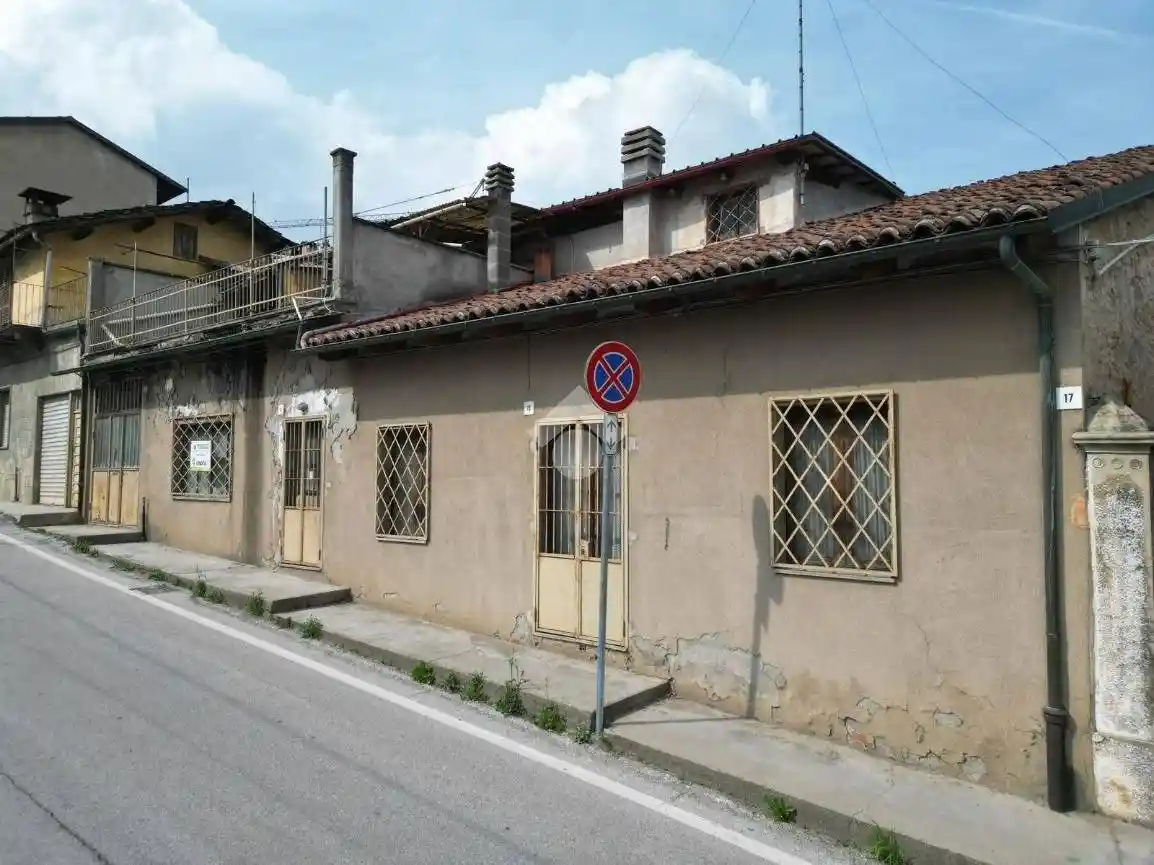 Casa indipendente in vendita a Busca