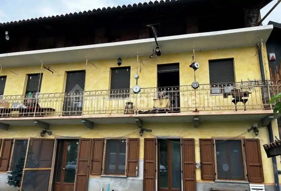 Casa indipendente in vendita a Grosso