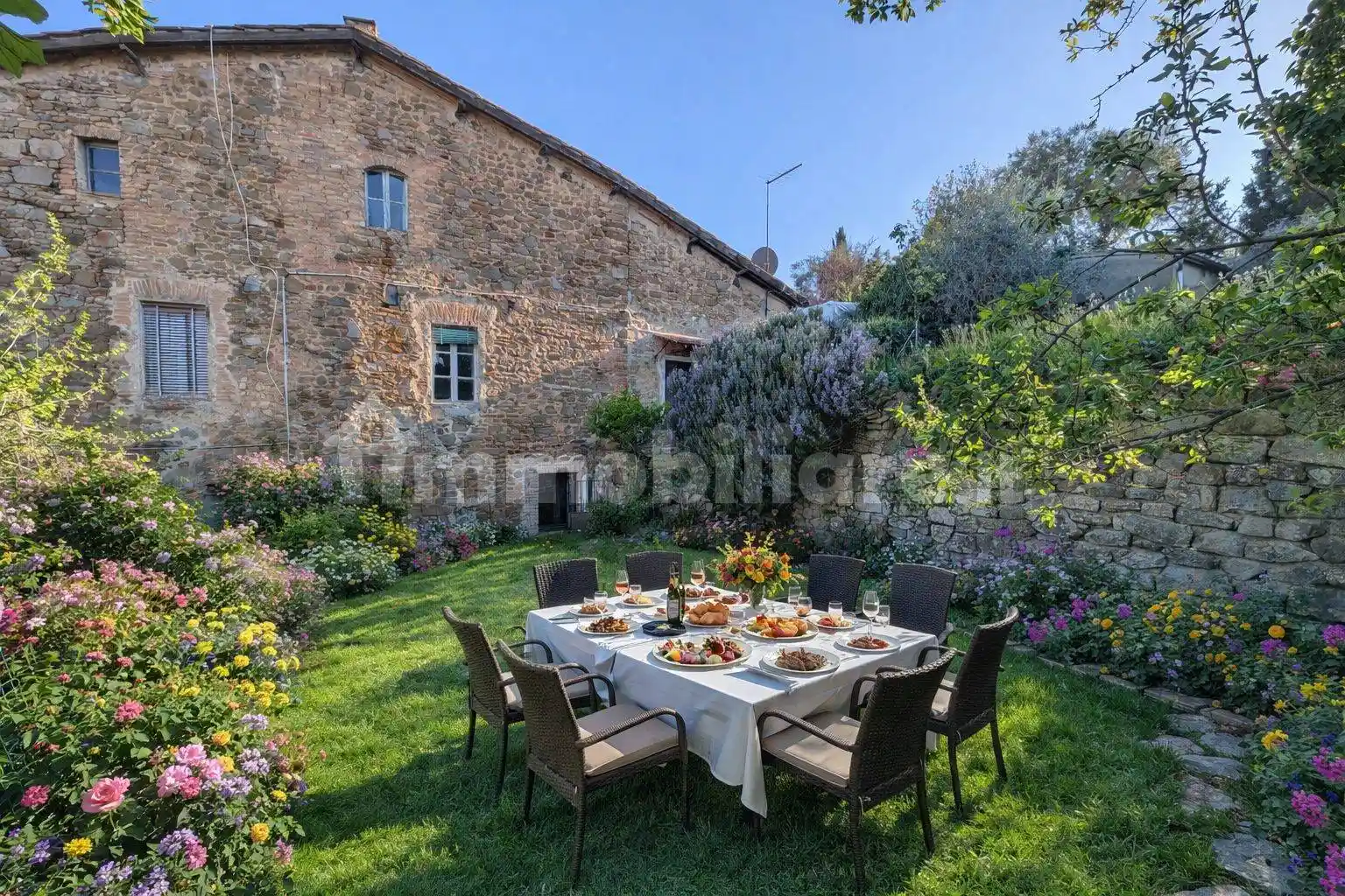 Appartamento in vendita a Montalcino