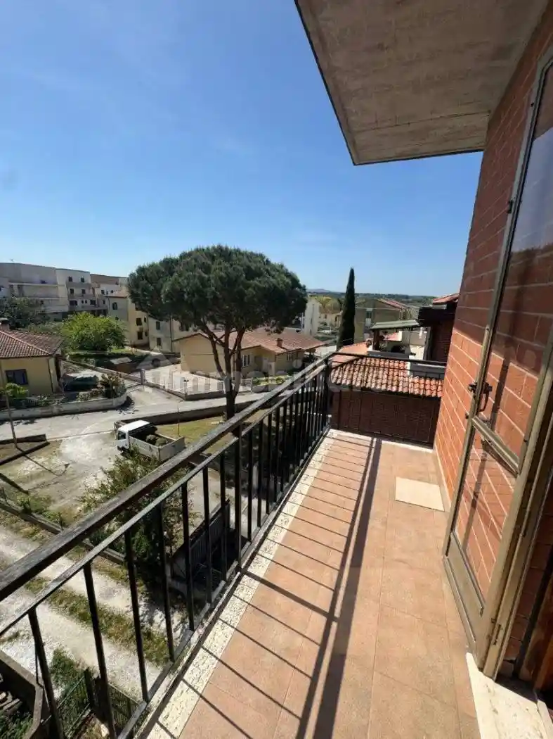 Appartamento in vendita a Collesalvetti