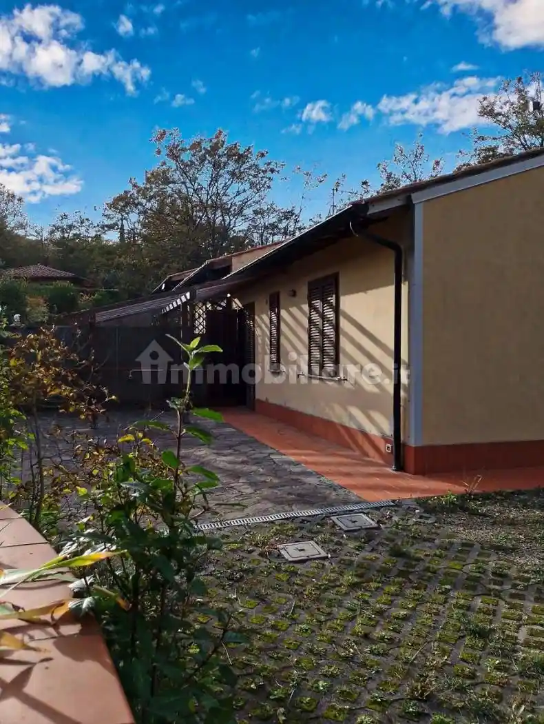 Villa in vendita a Monteverdi Marittimo