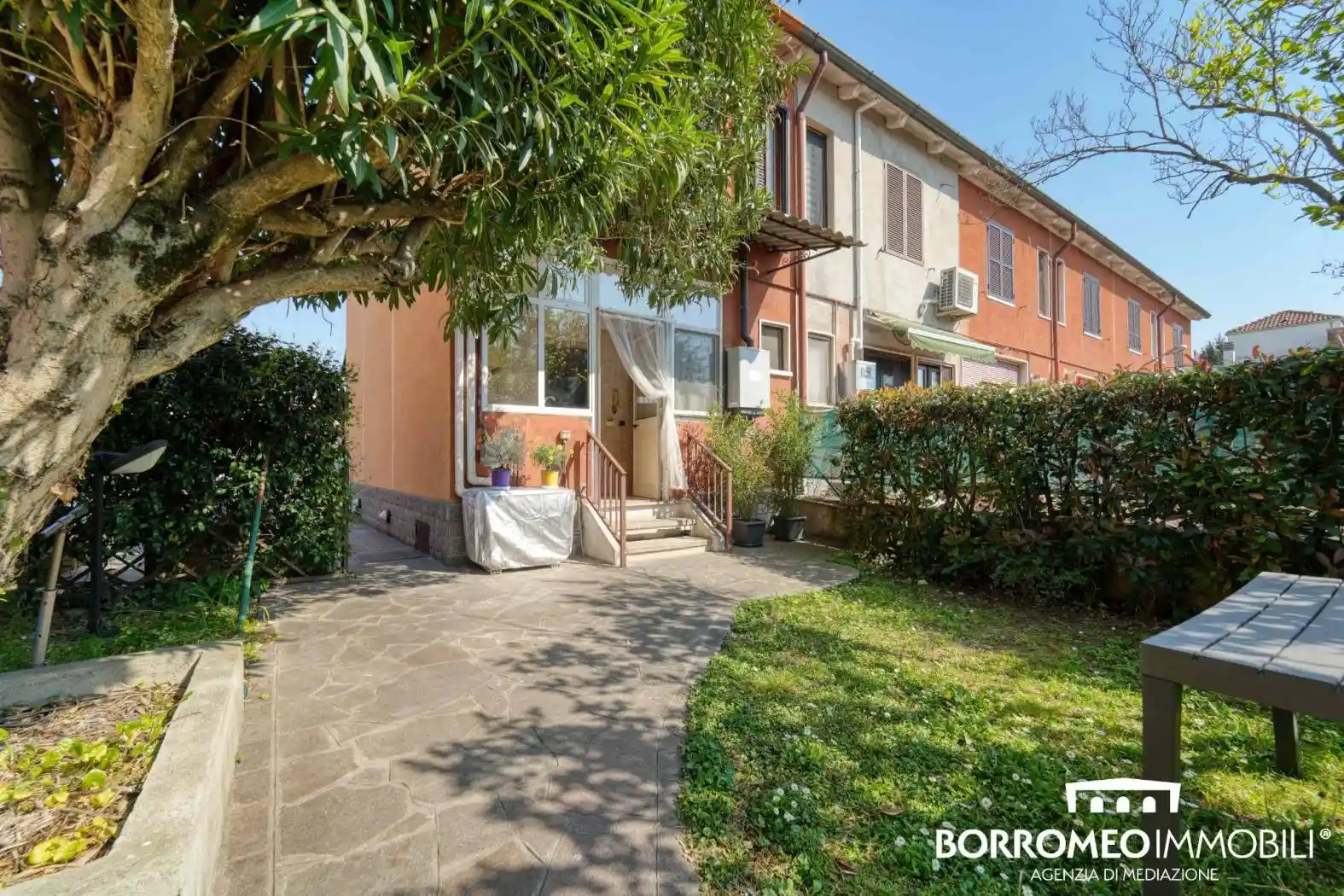 Villetta a schiera in vendita a Peschiera Borromeo