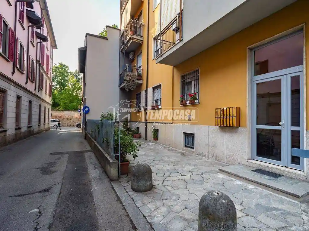 Appartamento in vendita a Villasanta