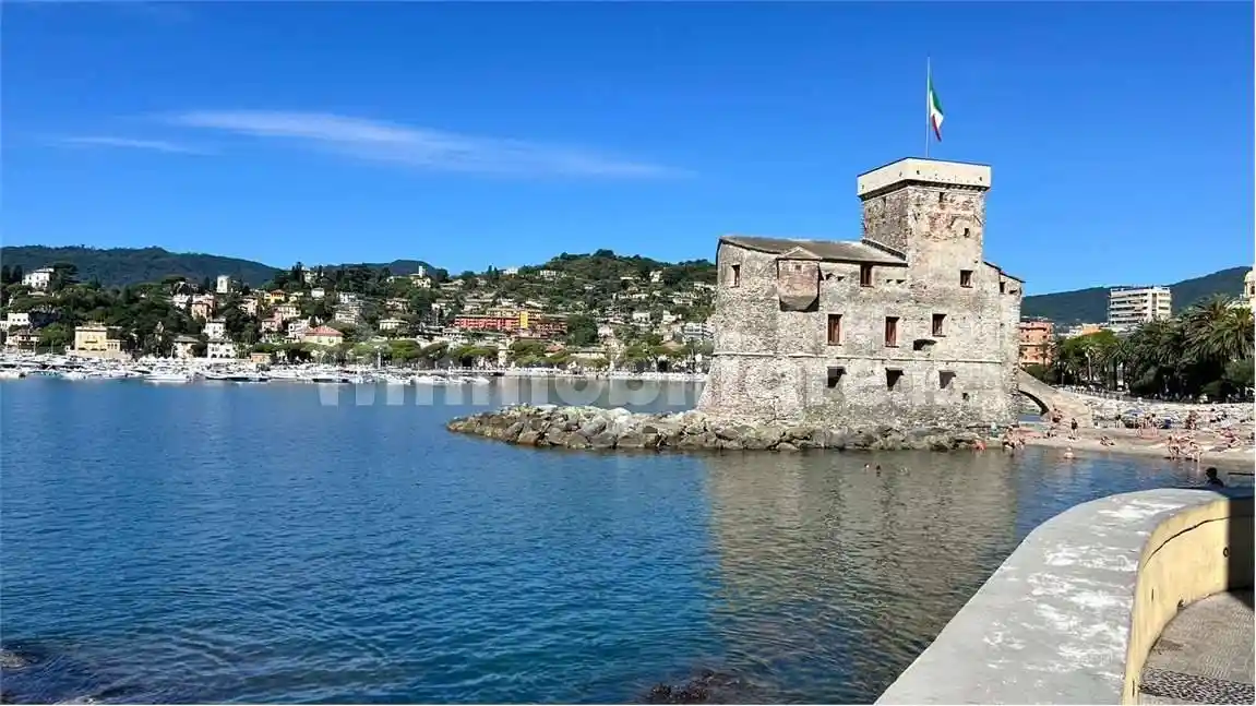 Appartamento in vendita a Rapallo
