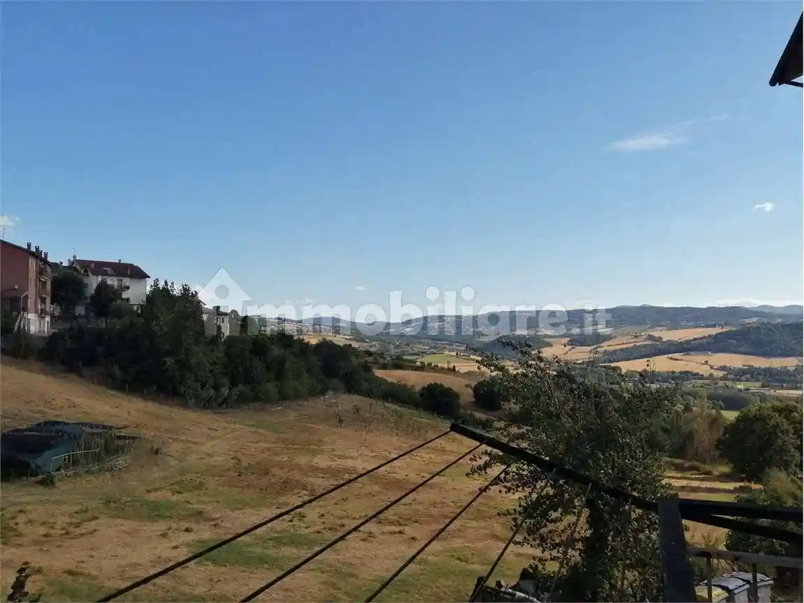 Appartamento in affitto a Todi