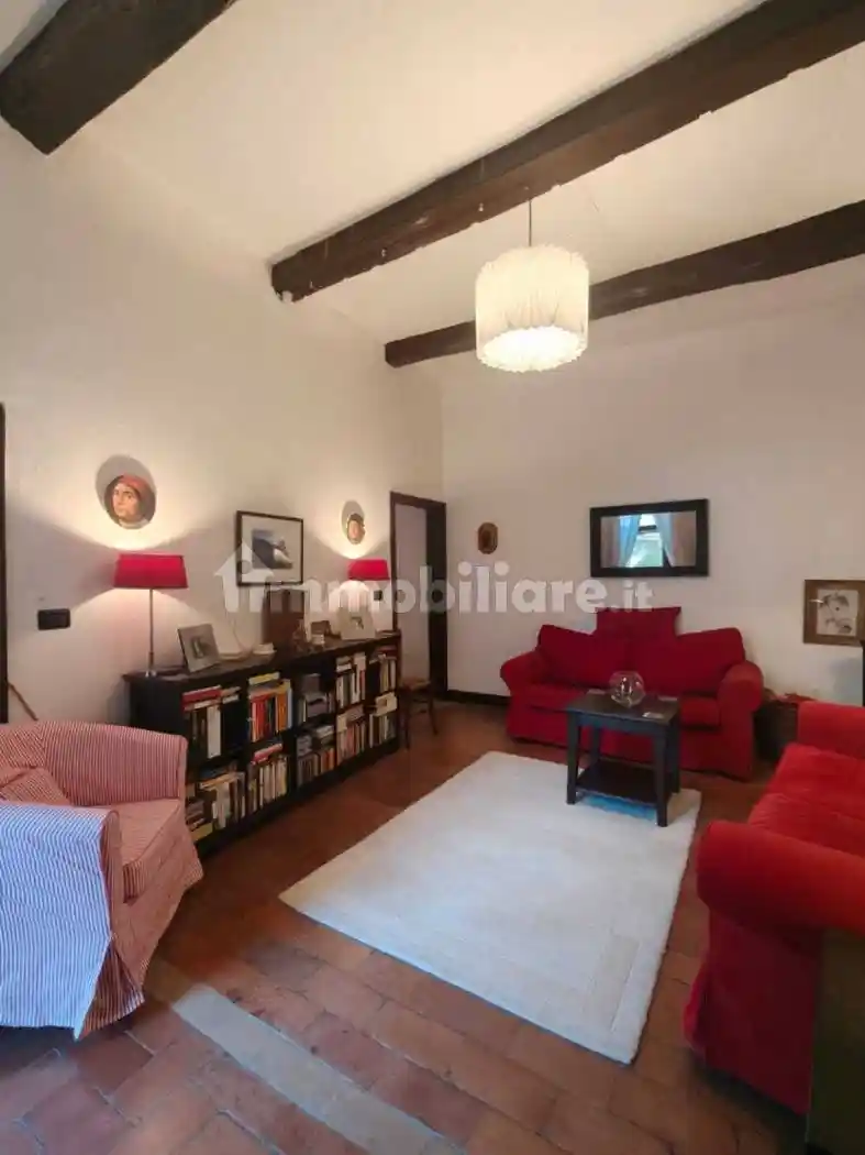 Casa indipendente in vendita a Licciana Nardi