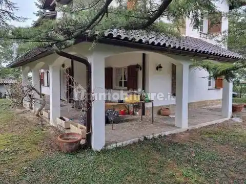 Villa in vendita a Monte Roberto
