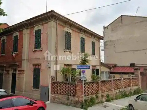 Villa in vendita a Jesi