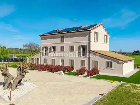 Rustico - Casale in vendita a Monsano