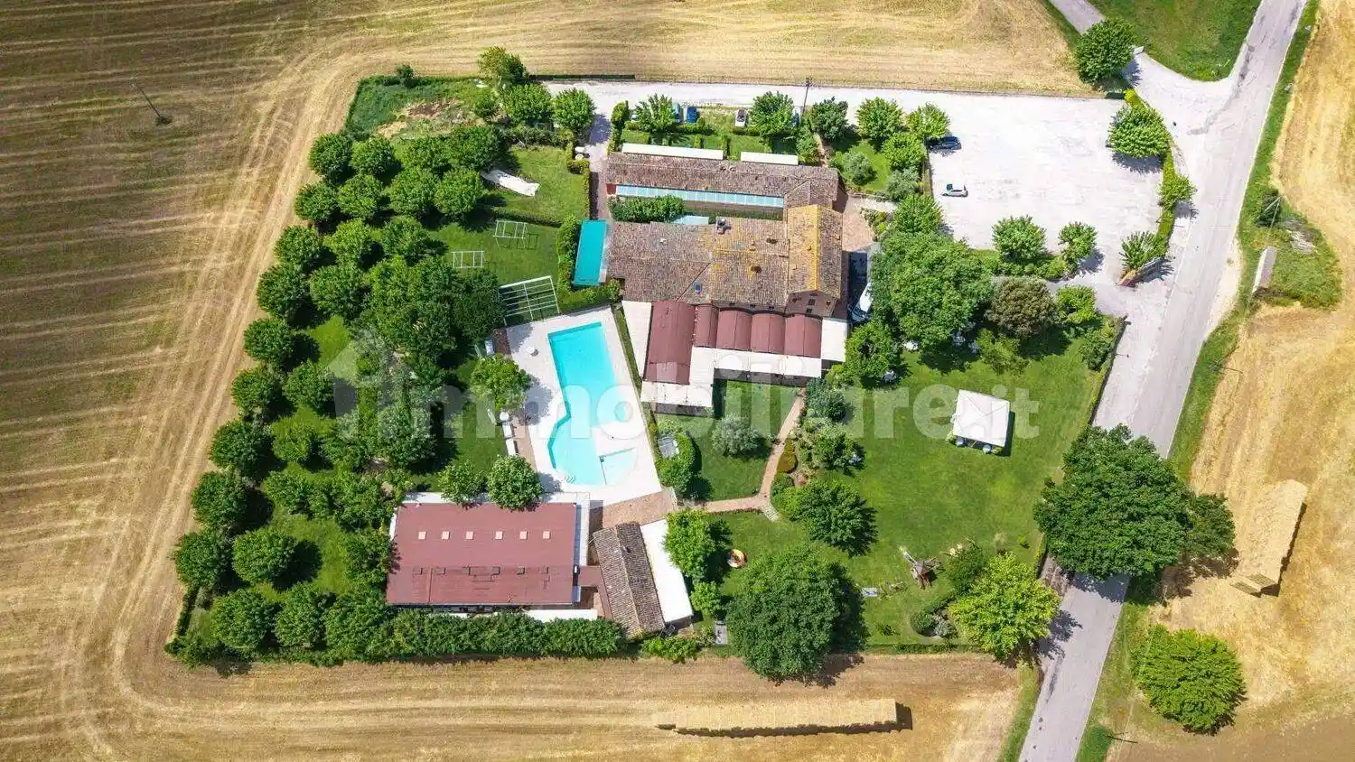 Rustico - Casale in vendita a Serra de' Conti