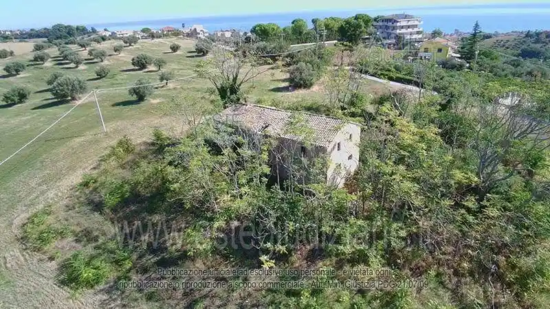 Rustico - Casale in vendita a Silvi