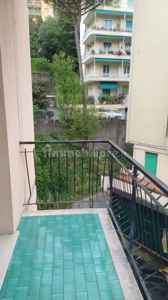 Appartamento in vendita a Genova