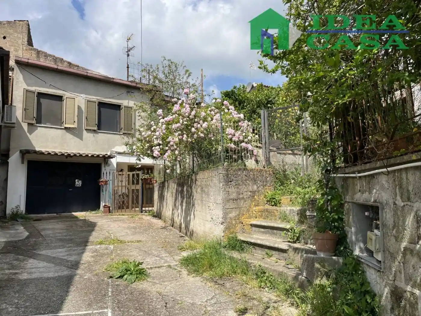 Casa indipendente in vendita a Piana di Monte Verna