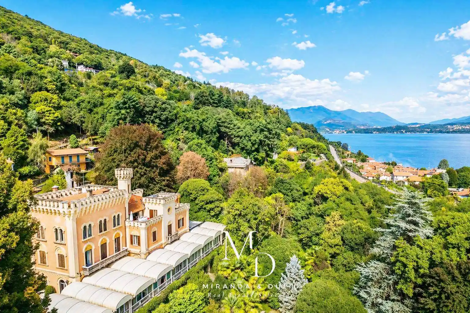 Villa in vendita a Lesa