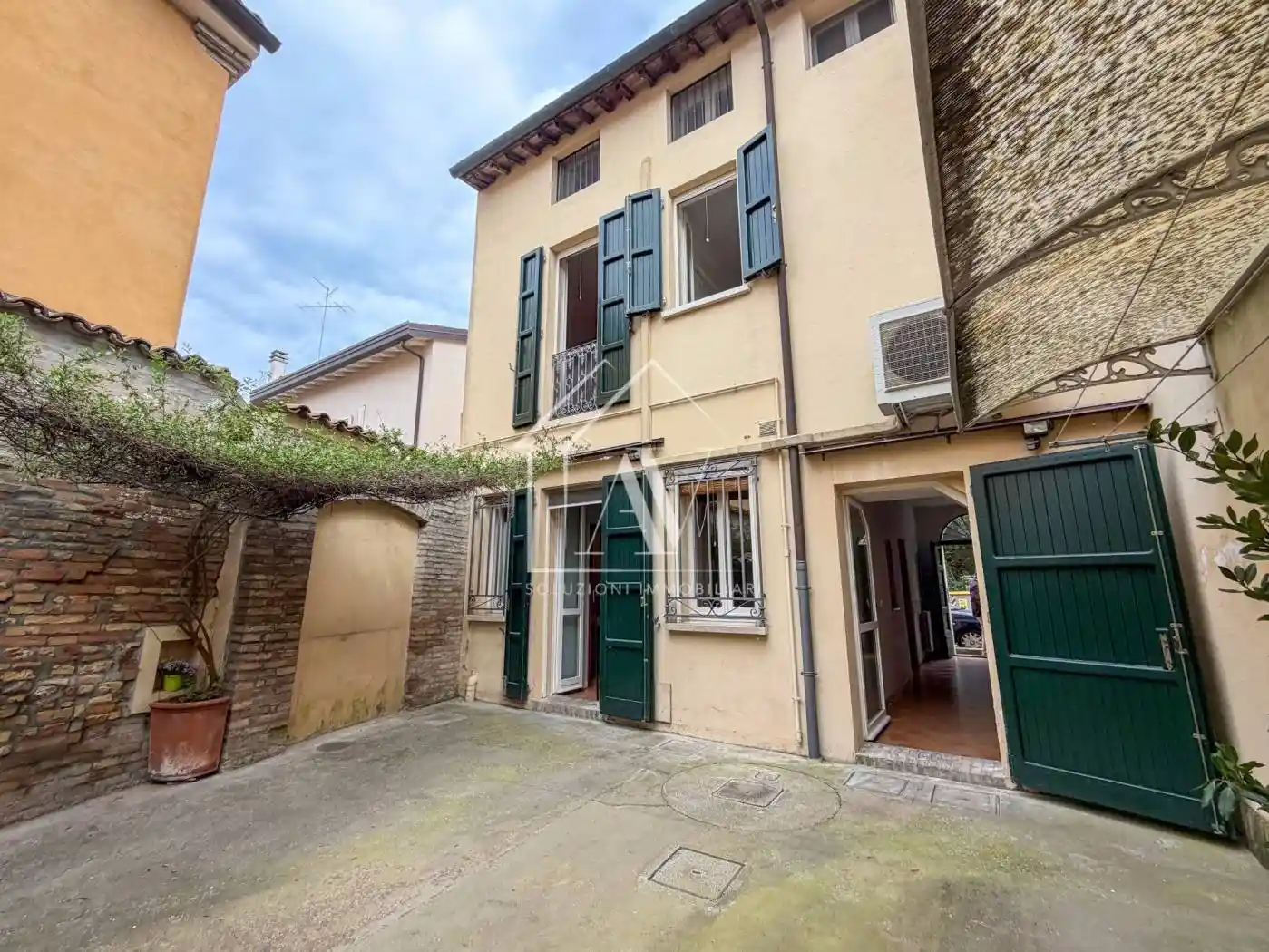 Casa indipendente in vendita a Ravenna