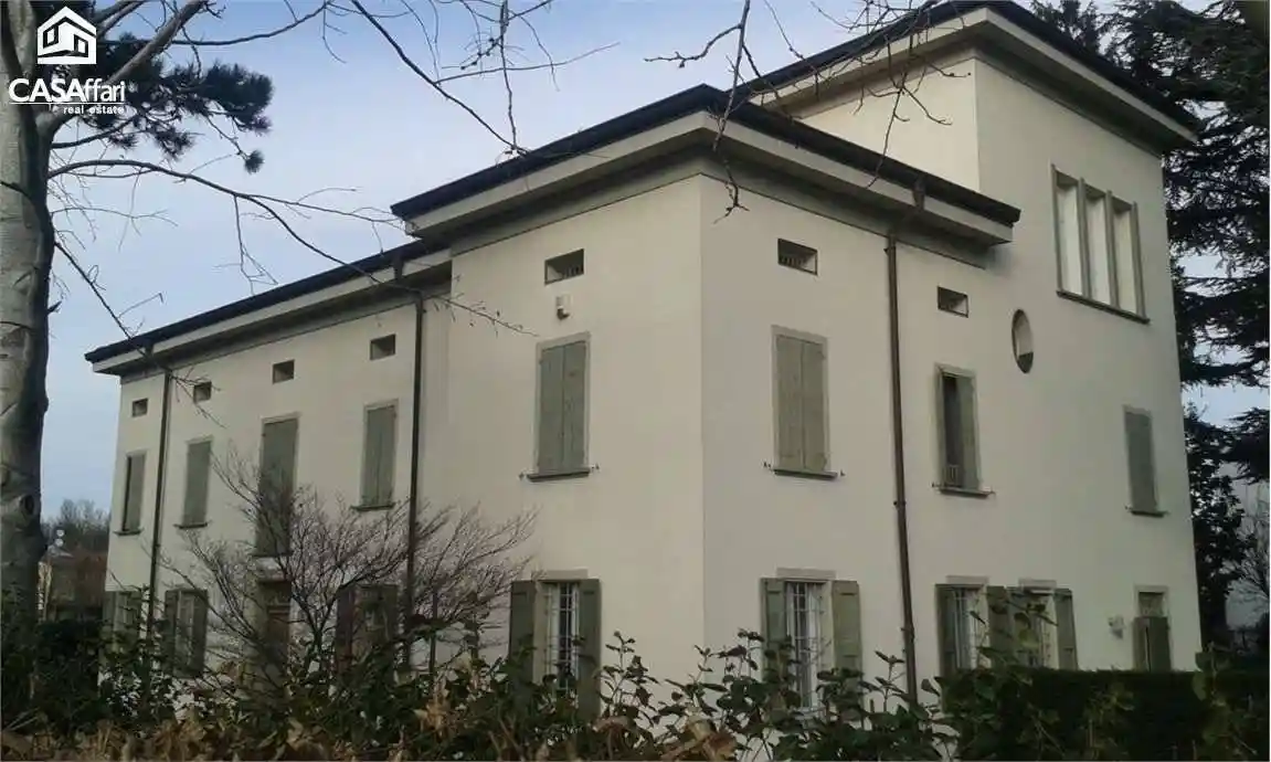 Villa in vendita a Modena