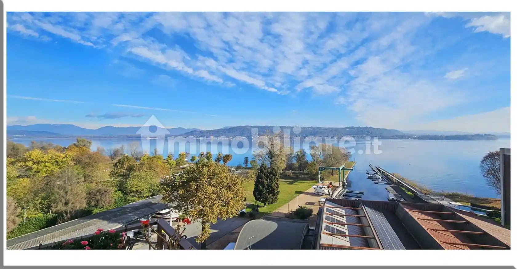 Appartamento in vendita a Dormelletto