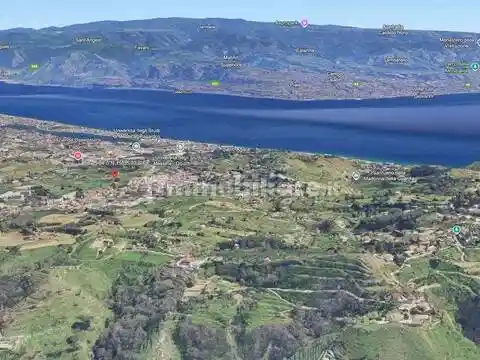 Palazzo - Edificio in vendita a Messina
