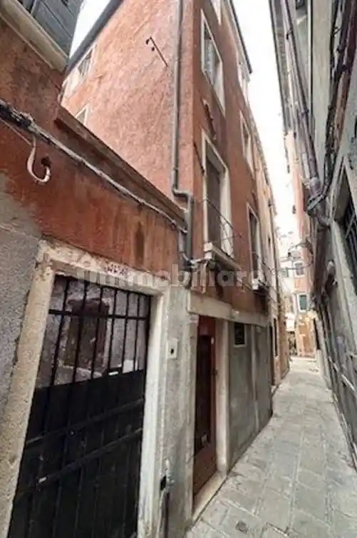 Casa indipendente in vendita a Venezia