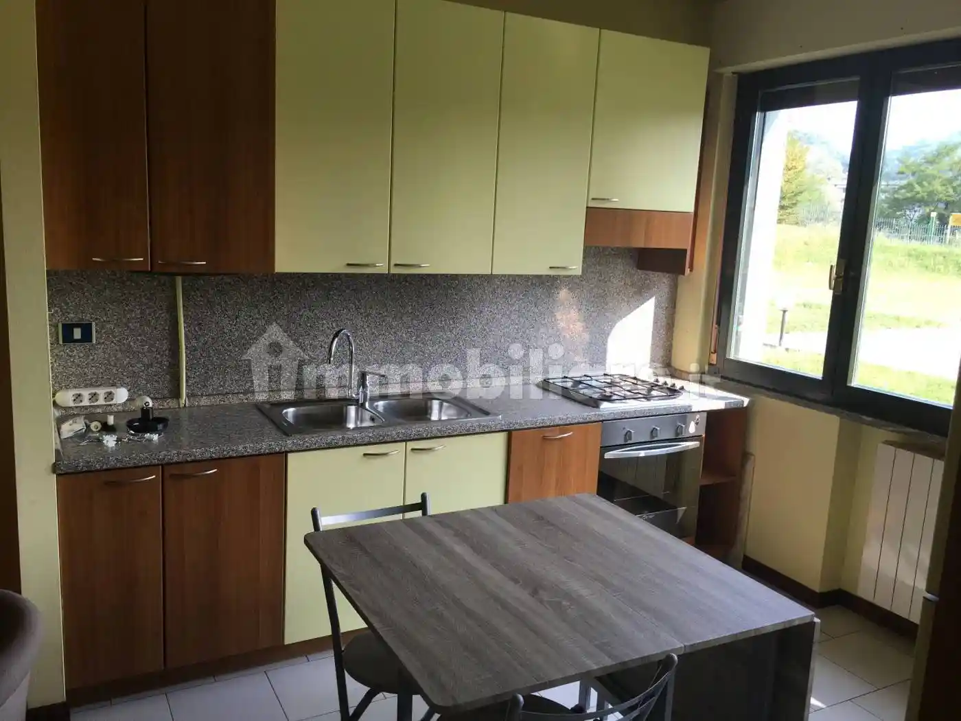 Appartamento in vendita a Erba