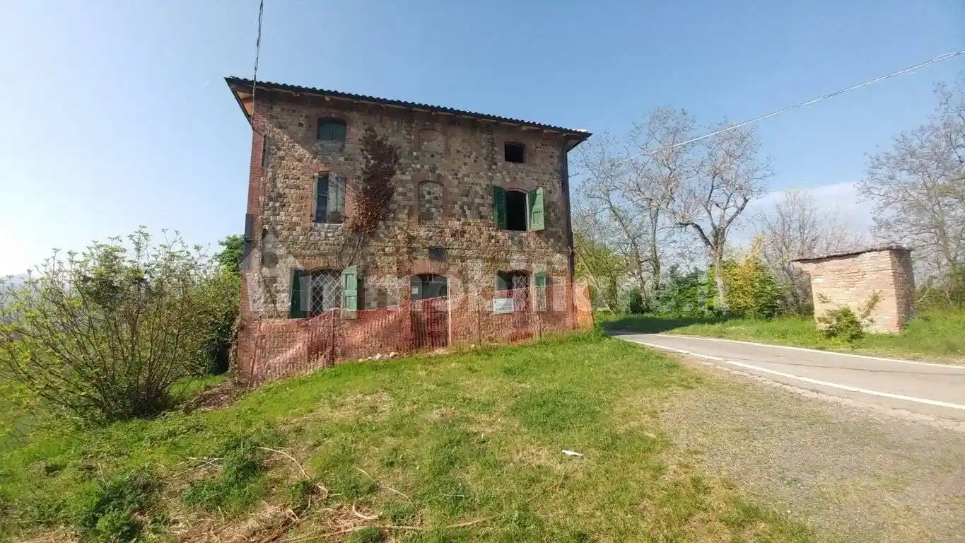 Rustico - Casale in vendita a Monte San Pietro