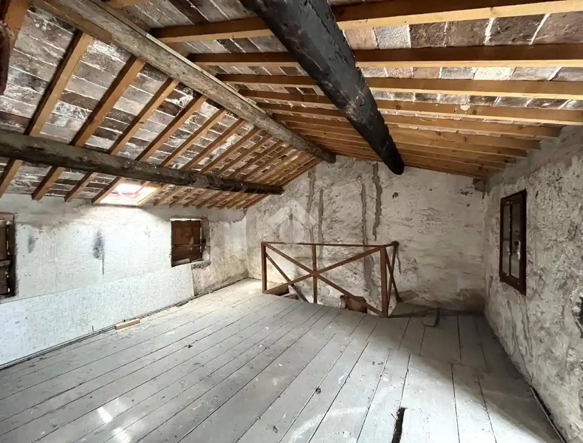 Rustico - Casale in vendita a Bassano del Grappa