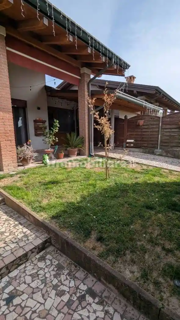 Villa in vendita a Porto Viro