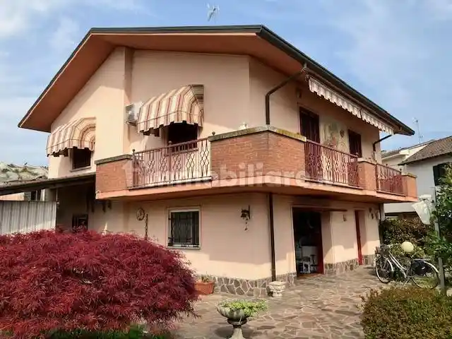 Villa in vendita a Mede