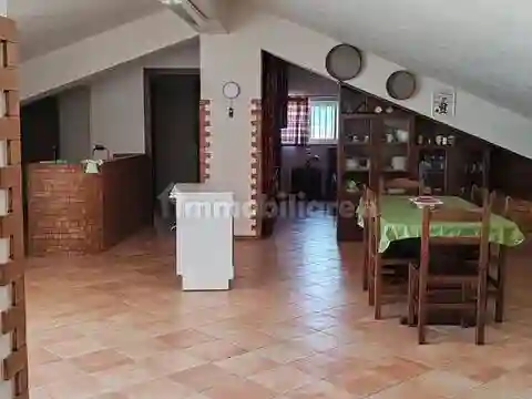 Palazzo - Edificio - foto 2