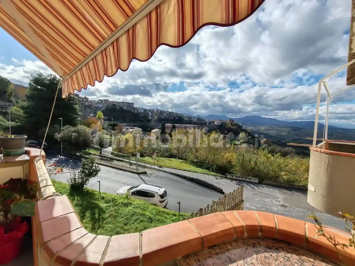 Appartamento in vendita a Roccavaldina