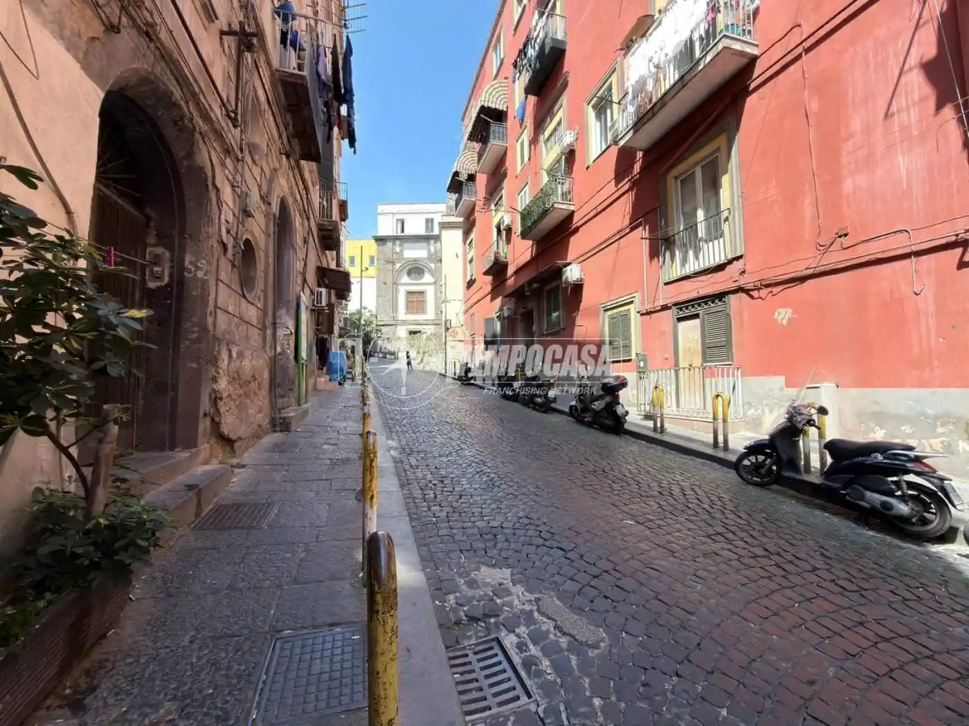 Appartamento in vendita a Napoli