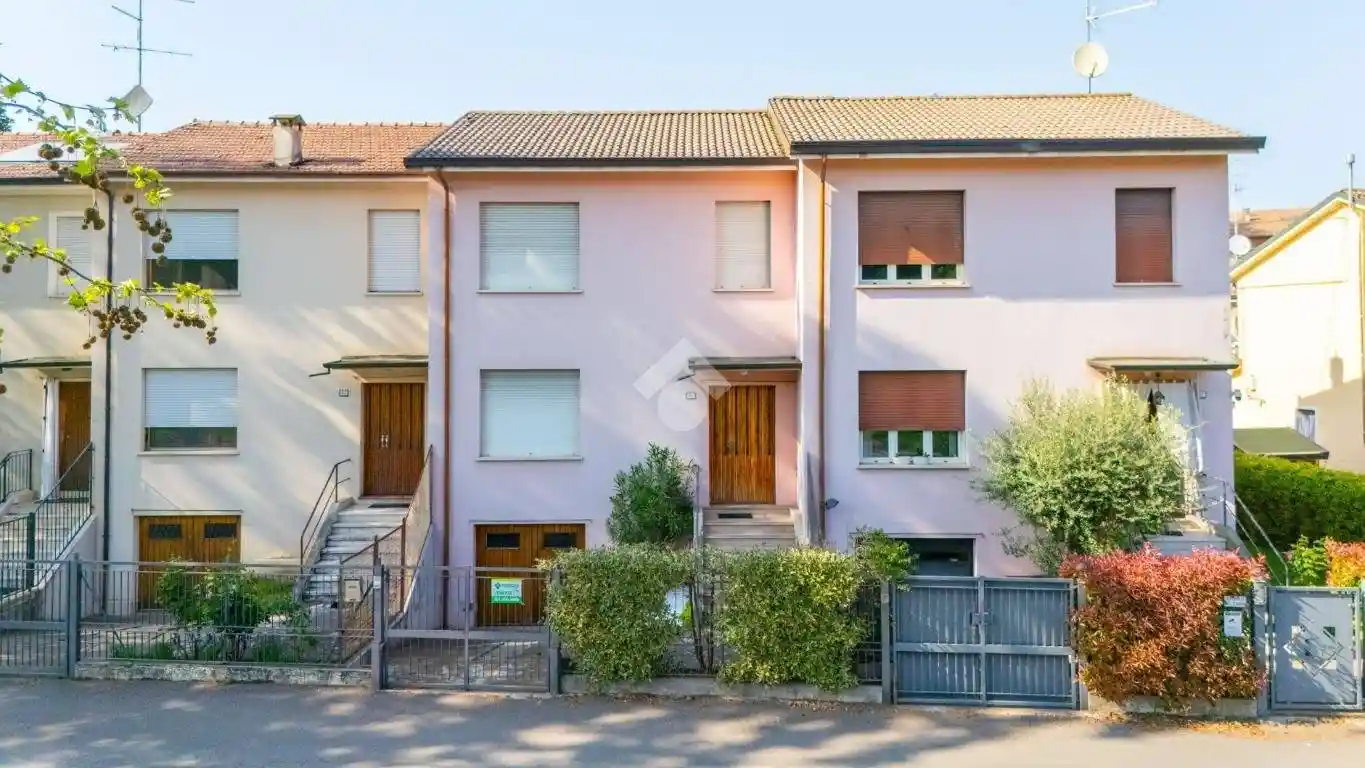 Casa indipendente in vendita a Novellara