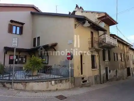 Casa indipendente in vendita a Chiusa di San Michele