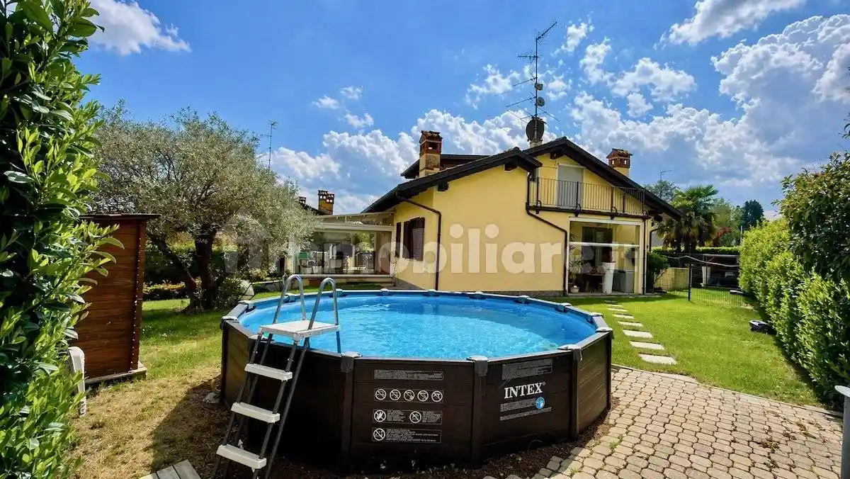 Villa in vendita a Occhieppo Superiore