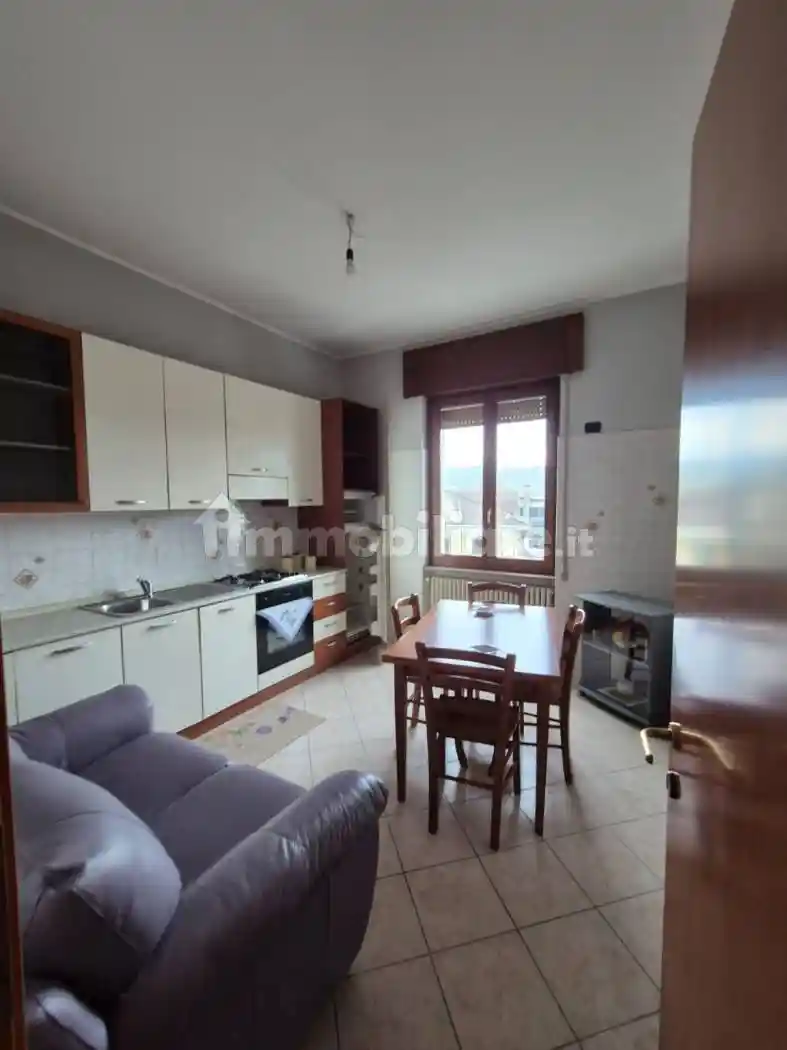 Appartamento in vendita a Borgosesia