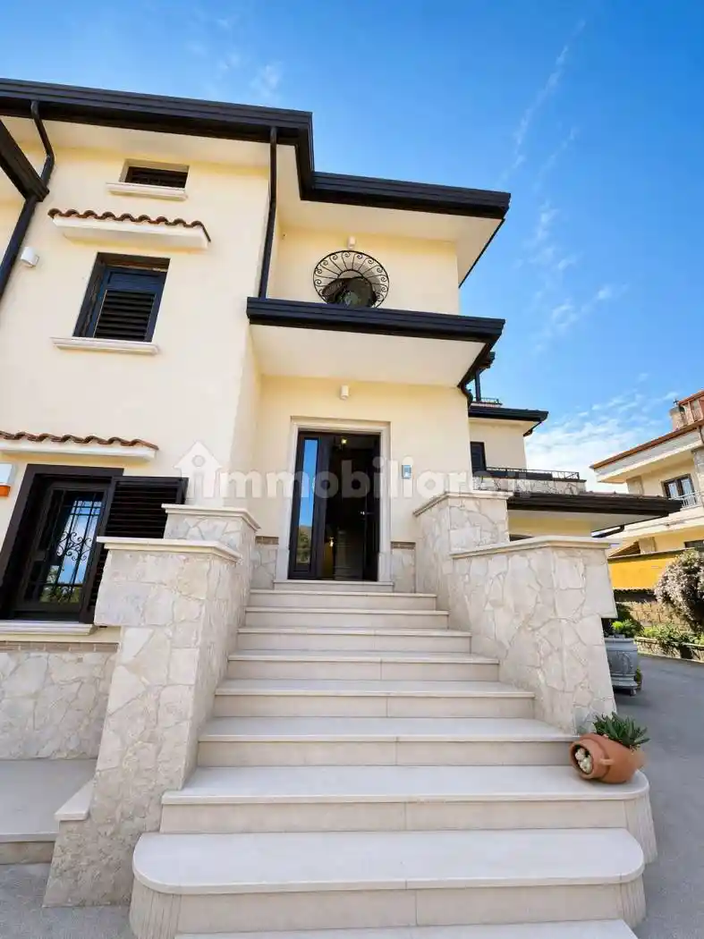 Villa in vendita a Monteforte Irpino
