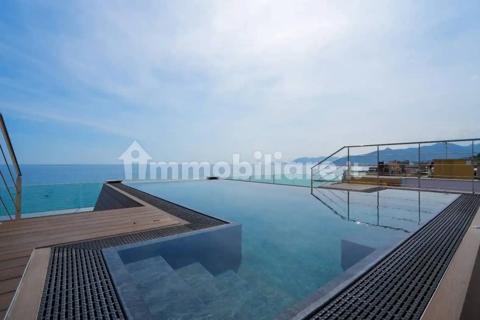 Appartamento in vendita a Pietra Ligure