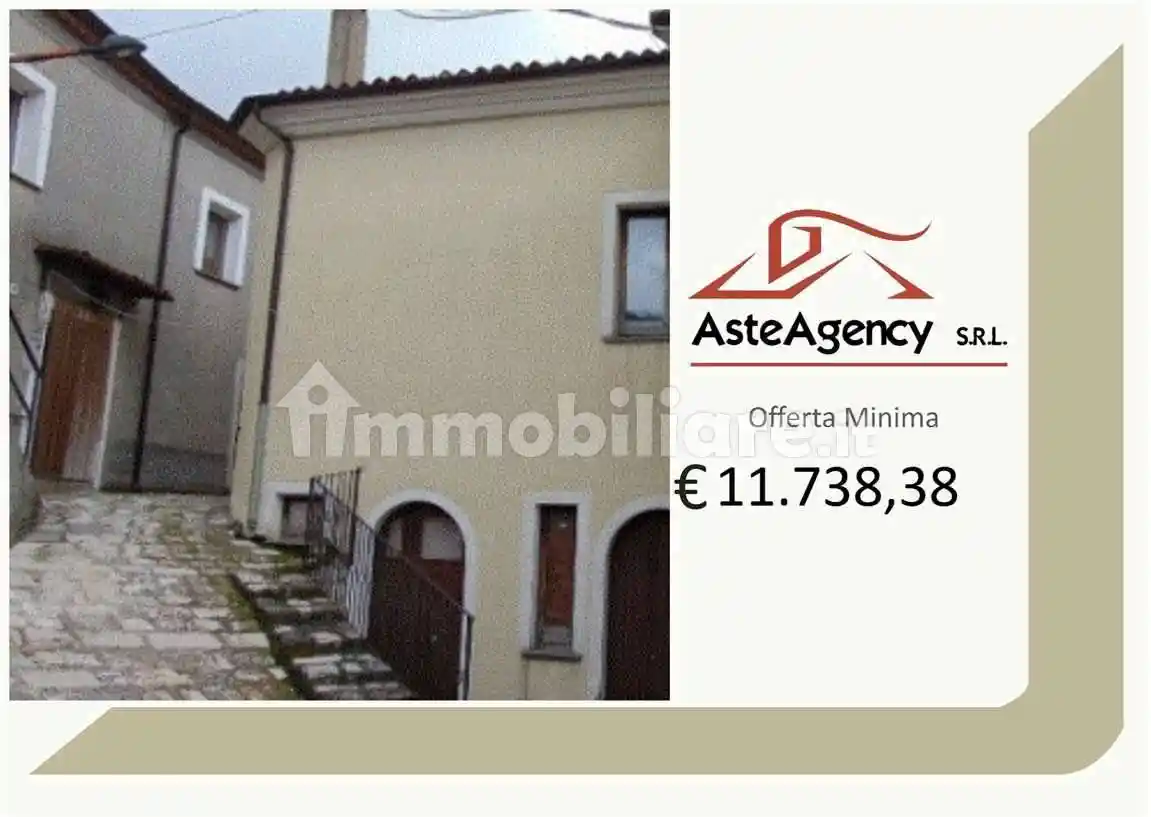 Appartamento in vendita a Sasso di Castalda