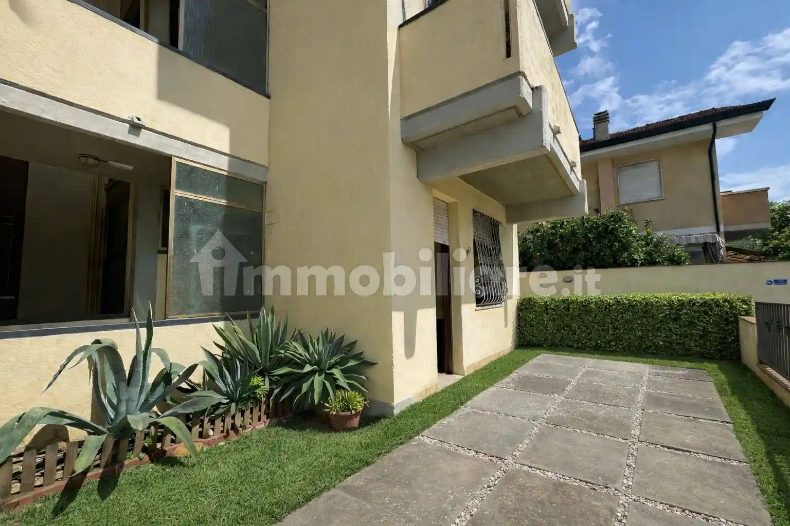 Appartamento in vendita a Viareggio