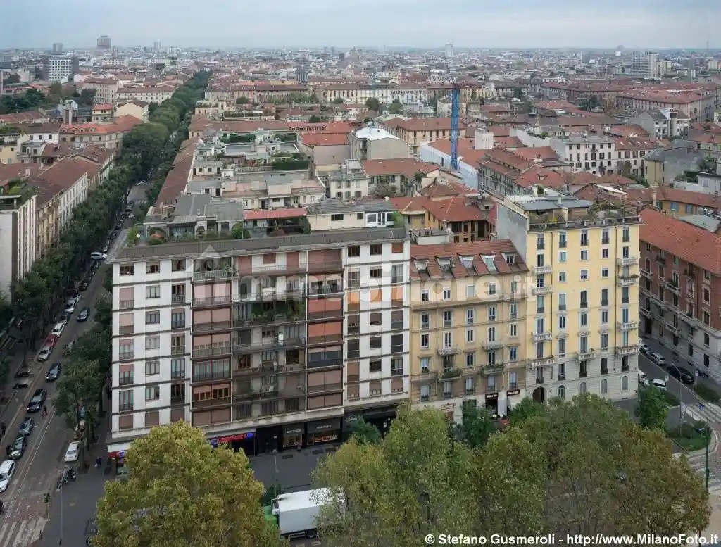 Casa indipendente in vendita a Milano