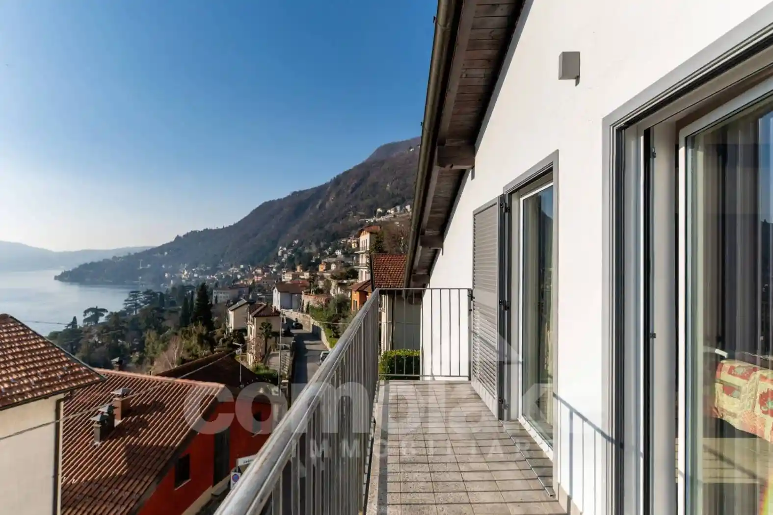 Villa in vendita a Moltrasio