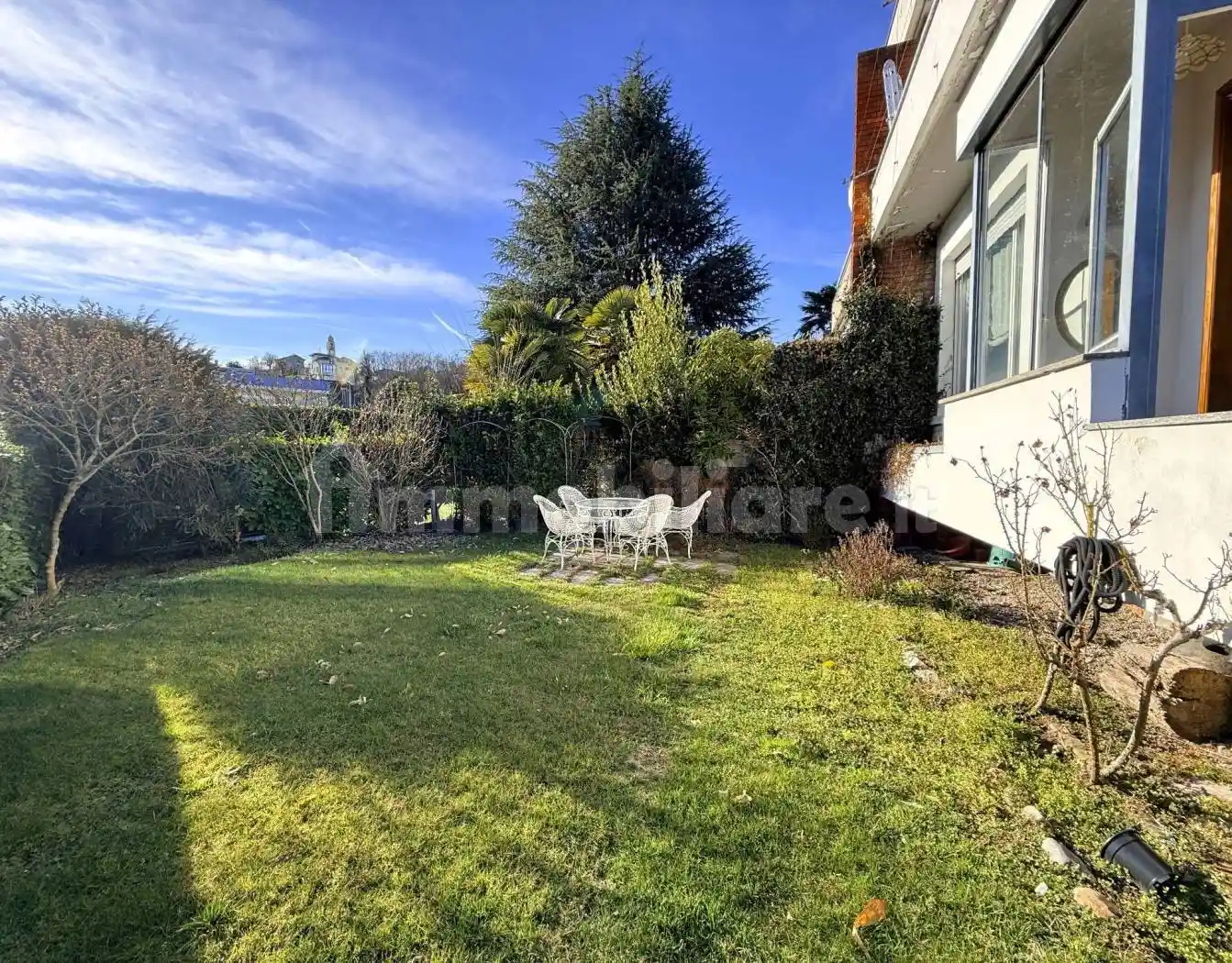 Villa in vendita a Dormelletto