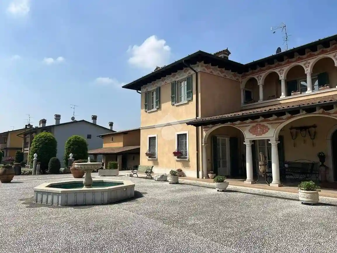Villa - foto 2
