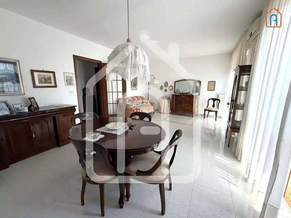 Appartamento in vendita a Giovinazzo