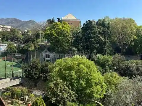 Appartamento in vendita a Genova