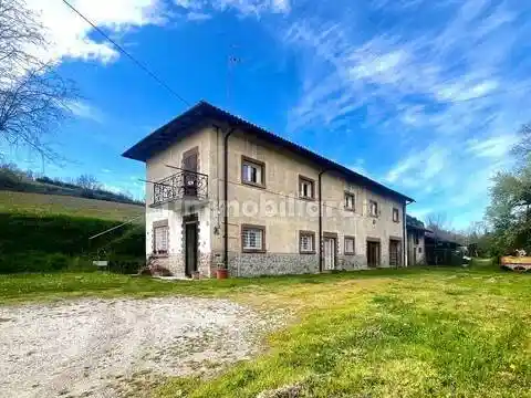 Villa in vendita a Pianoro