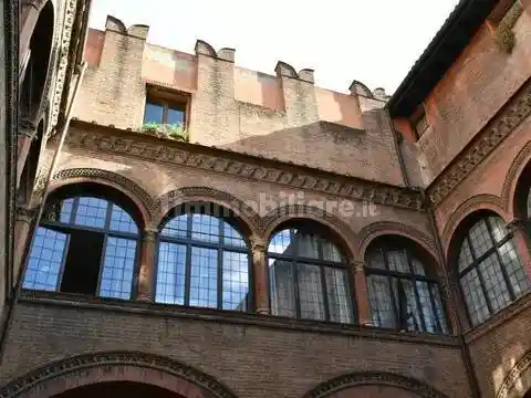 Appartamento in affitto a Bologna