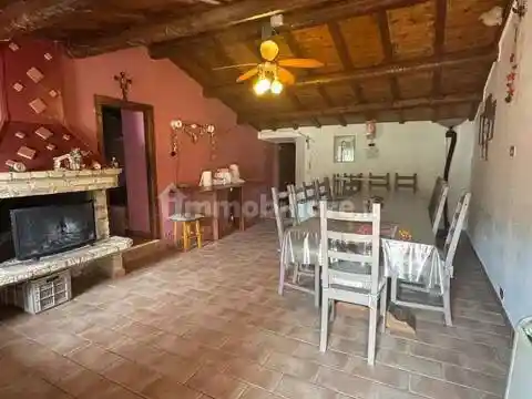 Appartamento in vendita a Montebello di Bertona