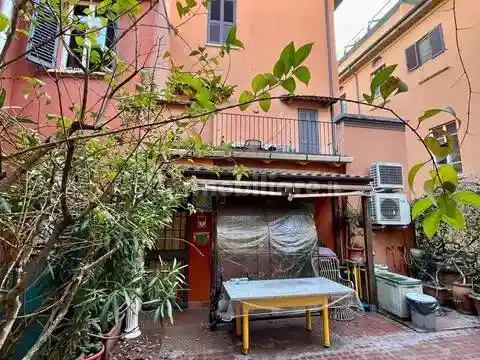 Appartamento in vendita a Bologna